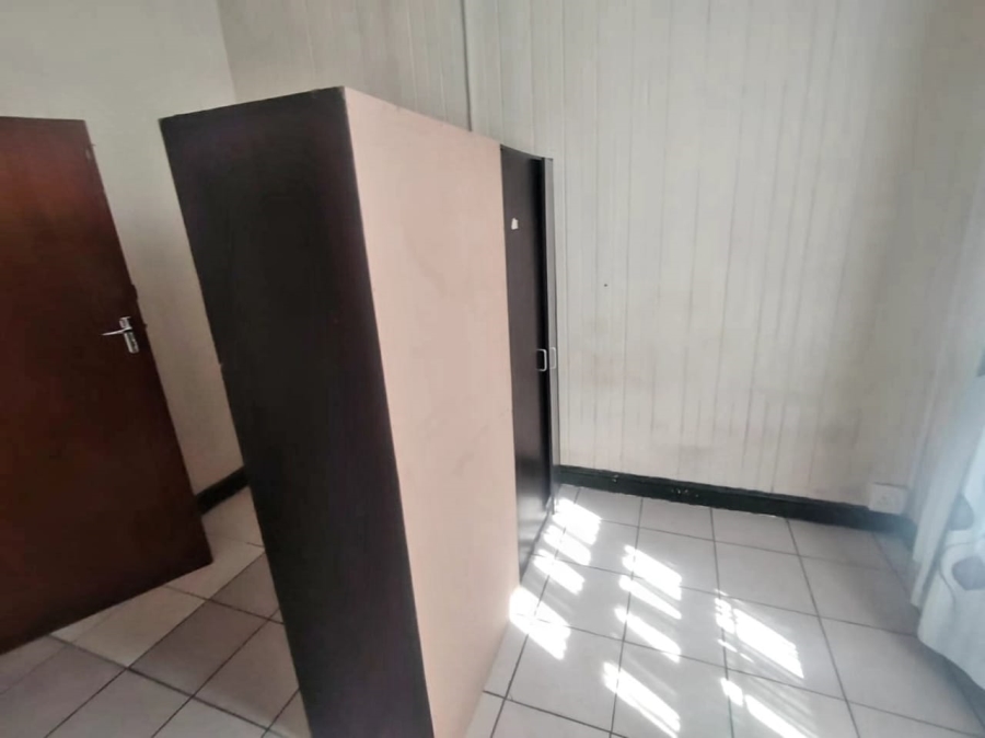 10 Bedroom Property for Sale in Quigney Eastern Cape